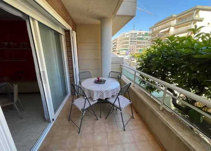 Apartamento En Primera Linea De Playa En Calafell